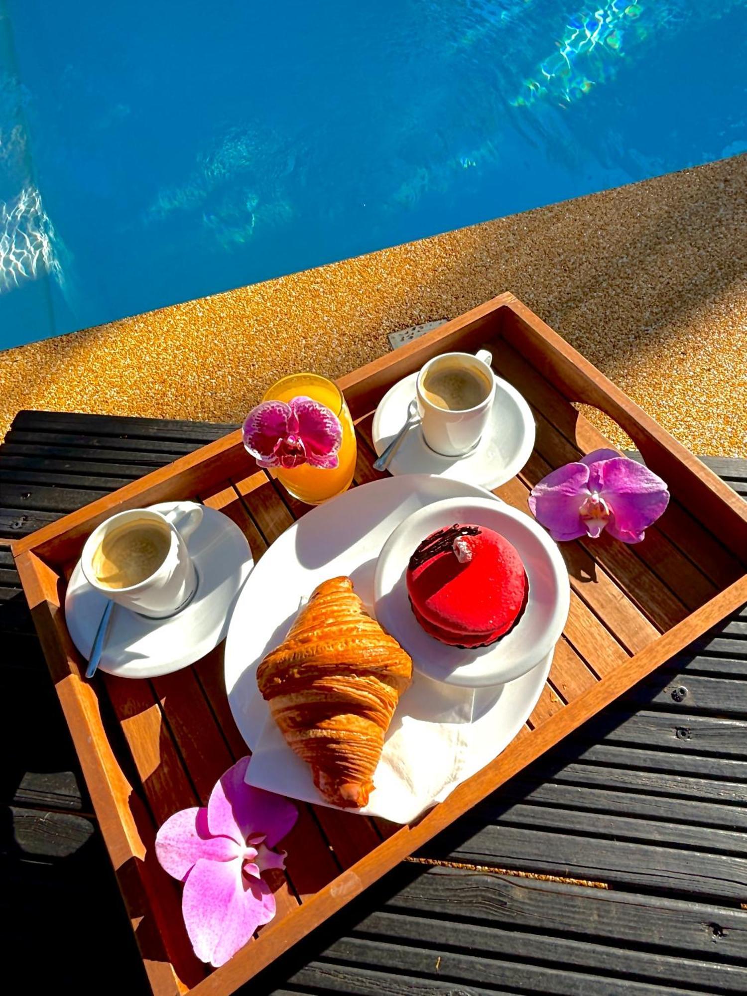 Hotel Coco Island サンジルレバン エクステリア 写真