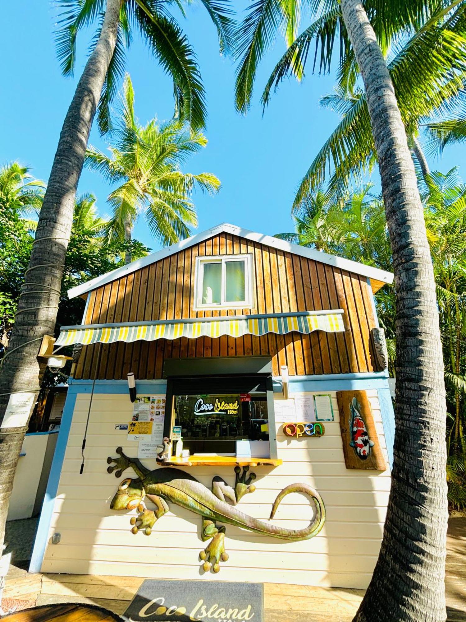 Hotel Coco Island サンジルレバン エクステリア 写真