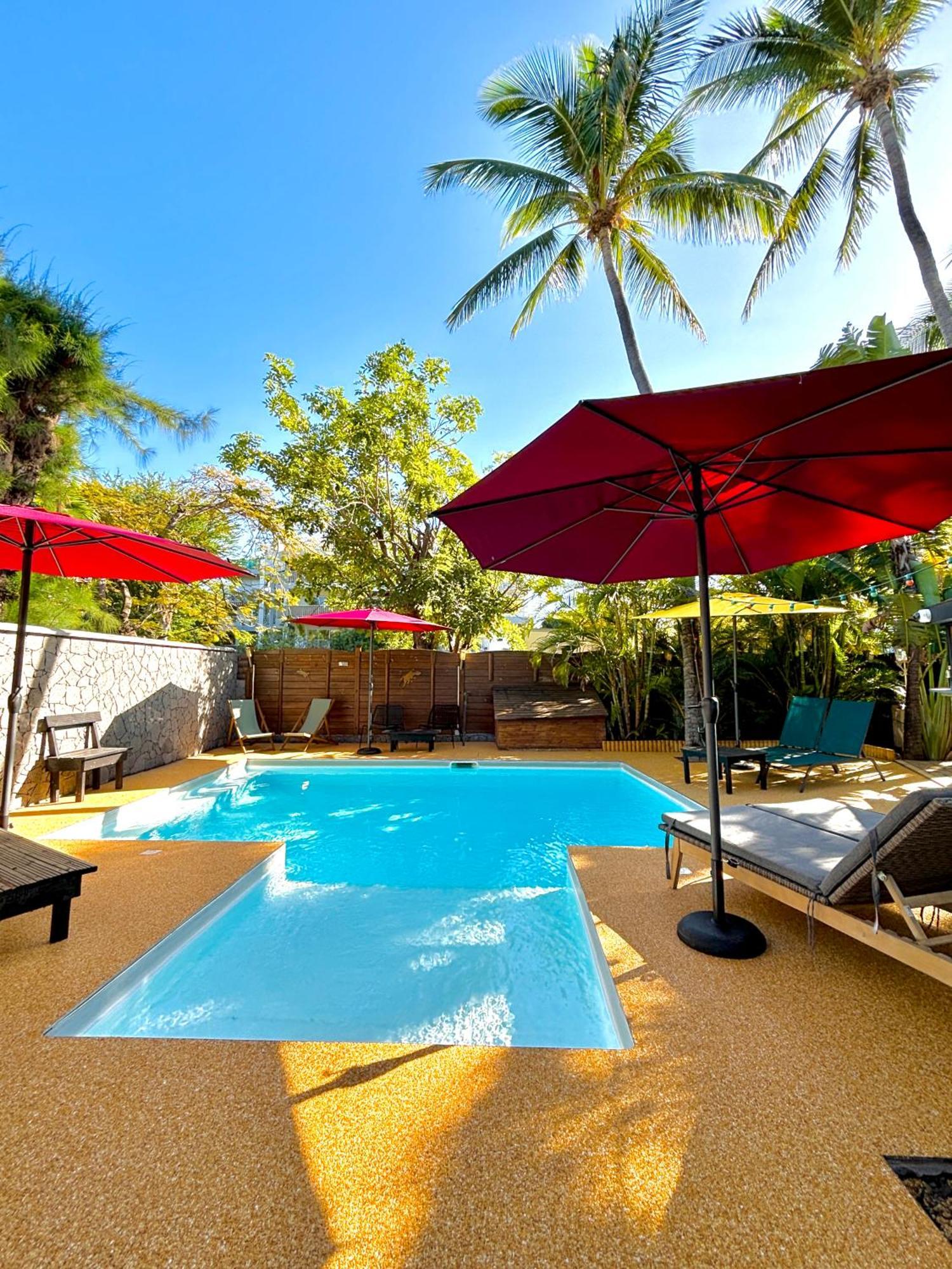 Hotel Coco Island サンジルレバン エクステリア 写真