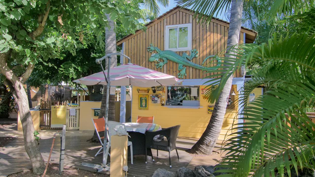 Hotel Coco Island サンジルレバン エクステリア 写真