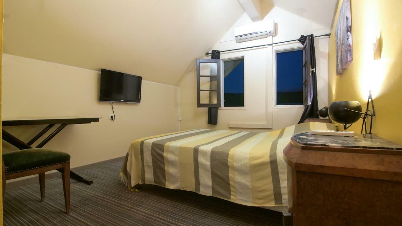 Hotel Coco Island サンジルレバン エクステリア 写真
